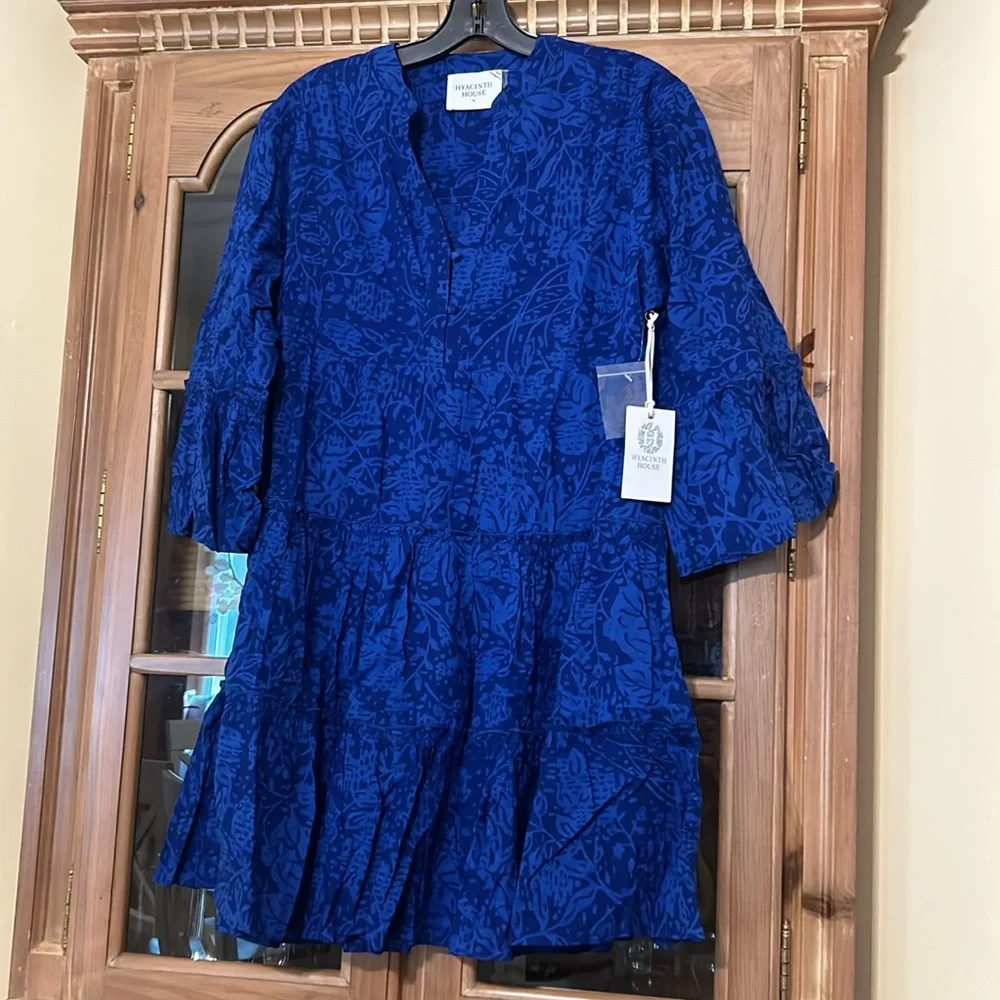HYACINTH HOUSE

Blue Tiered V-Neck Quidnet Mini Dress - Picture 6 of 9